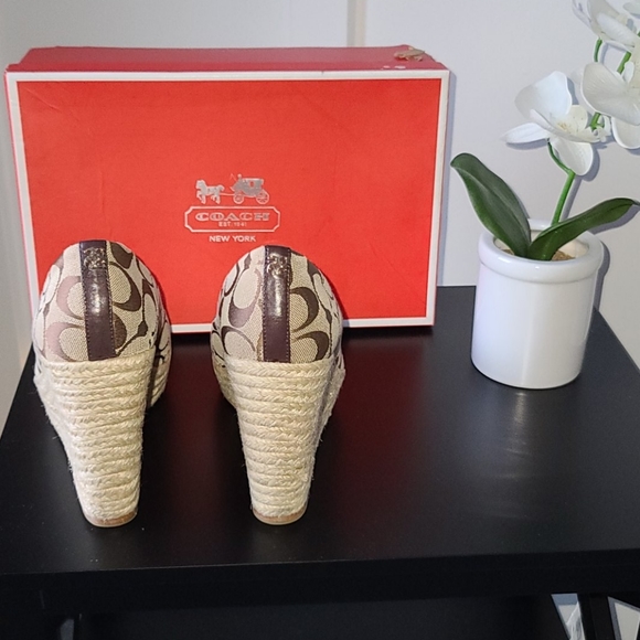 Wedges - Picture 7 of 8